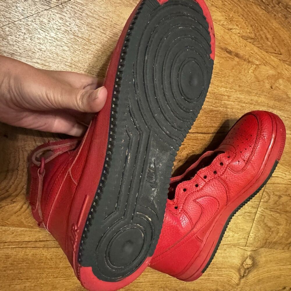 Nike Air Force 1 High Top Red Tumbled Leather Shoes Mens Size 9 AO2440-600 - Picture 9 of 11